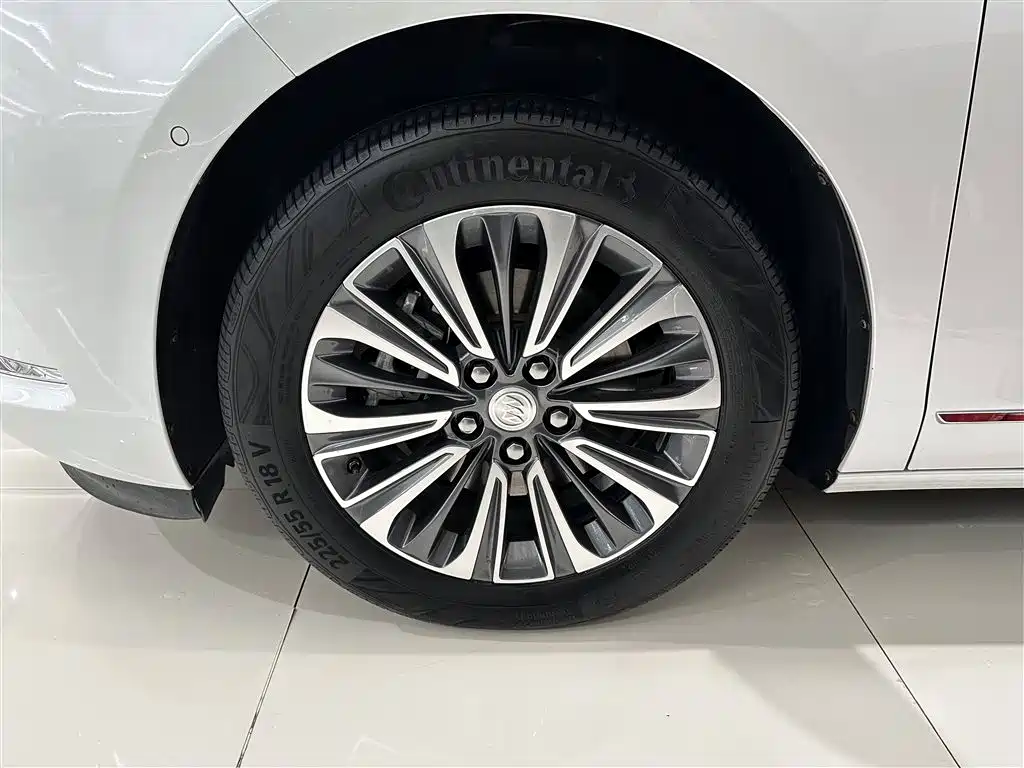 Buick GL8 2022 ES Landmark 653T Flagship фото 5