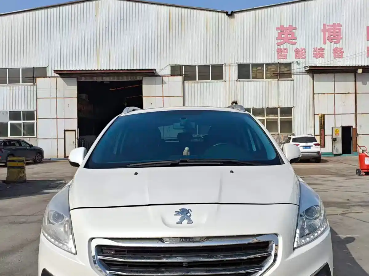 Peugeot 3008 2015 1.6THP Automatic Classic Edition фото 2