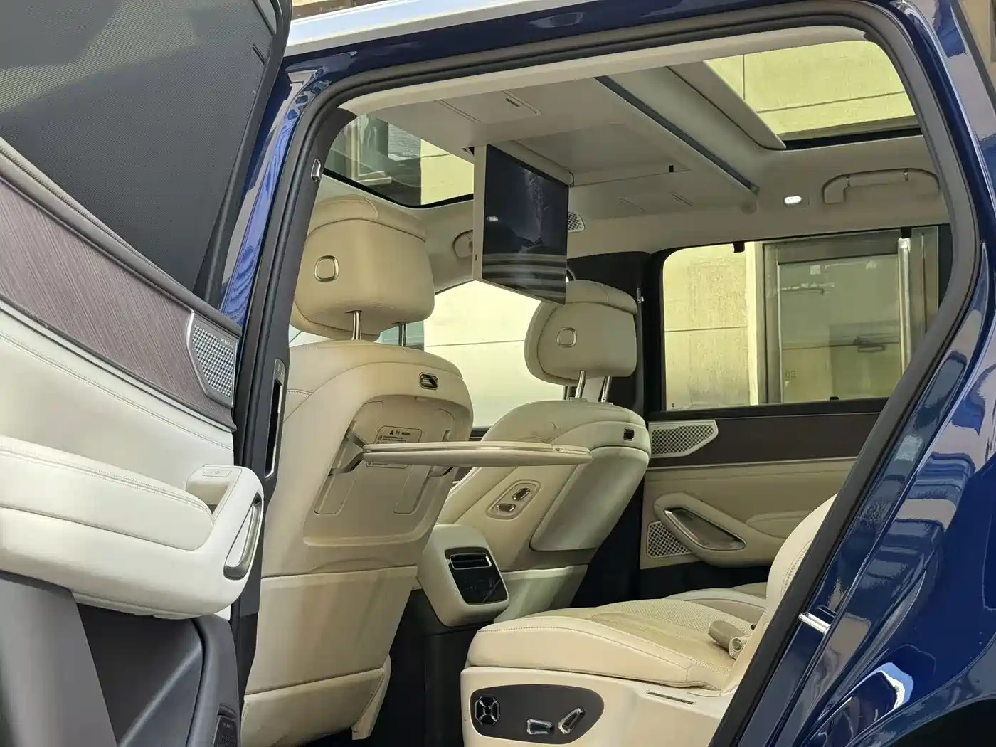 Denza N9 2026 2025 Model Premium Excellence