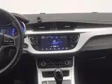 Фото 12 - Geely Vision