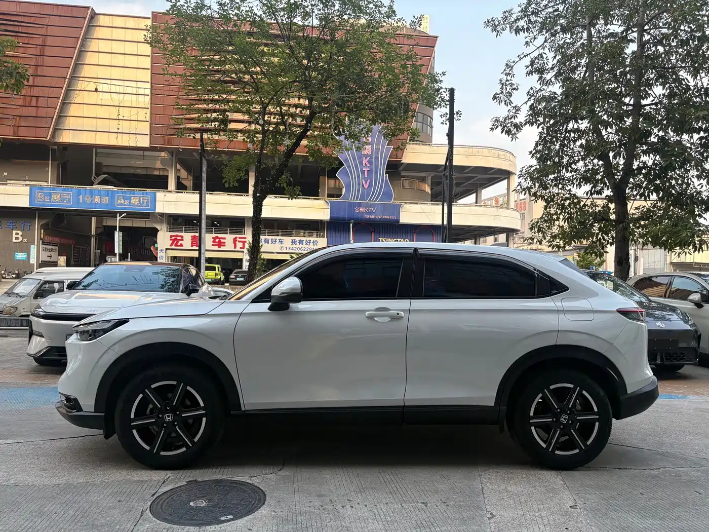 Honda Vezel 2024 2023 1.5L CVT Technology Edition
