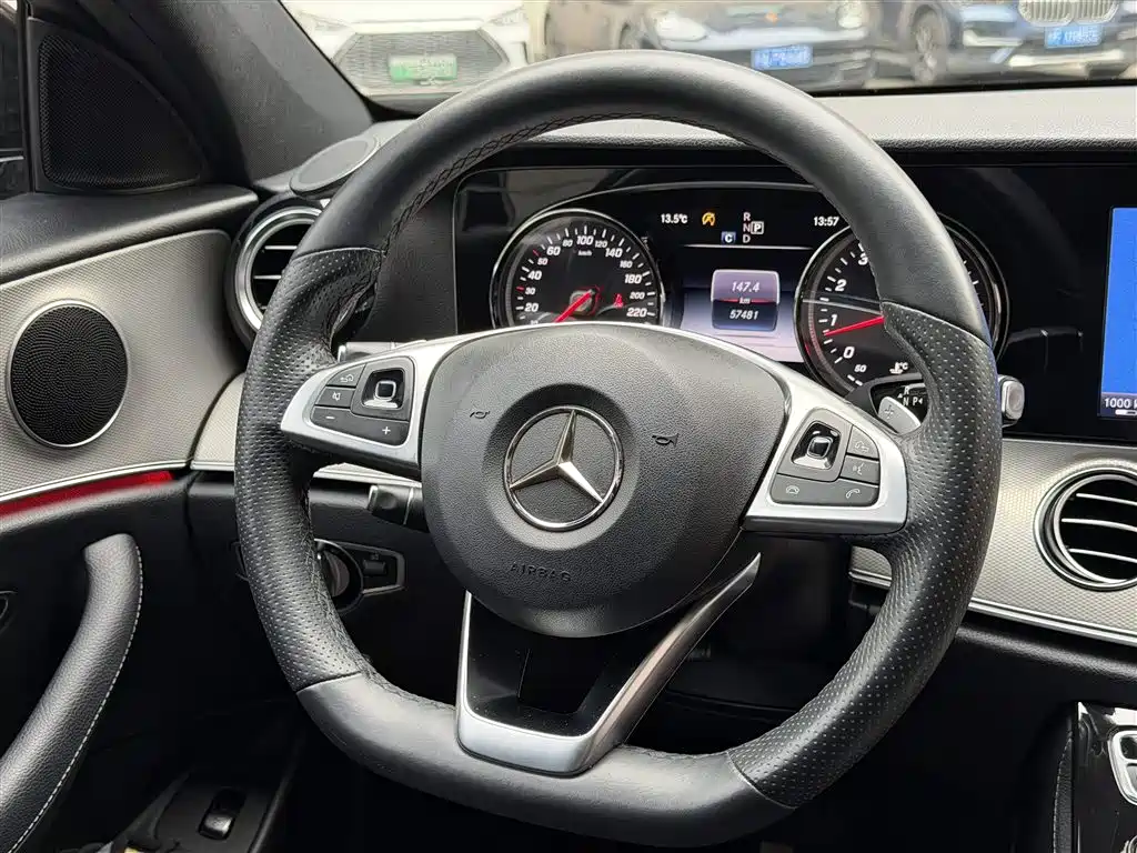 Mercedes-Benz E-Class 2017 E 200 Sport 4MATIC фото 19
