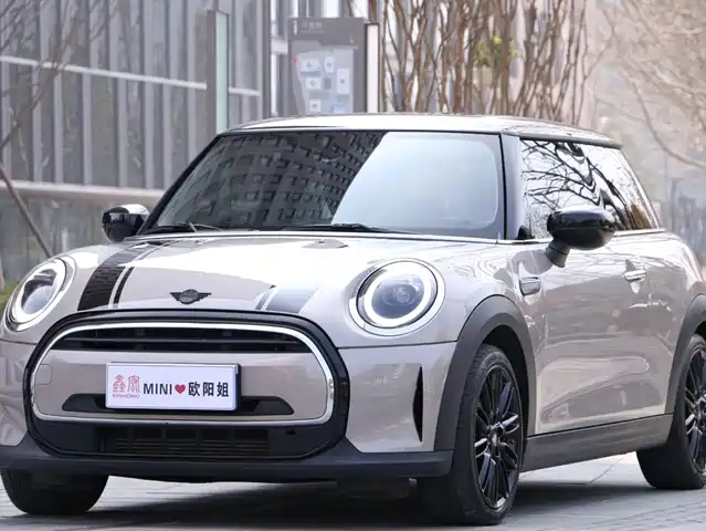 Mini MINI Рестайлинг, 1.5T COOPER, Артист