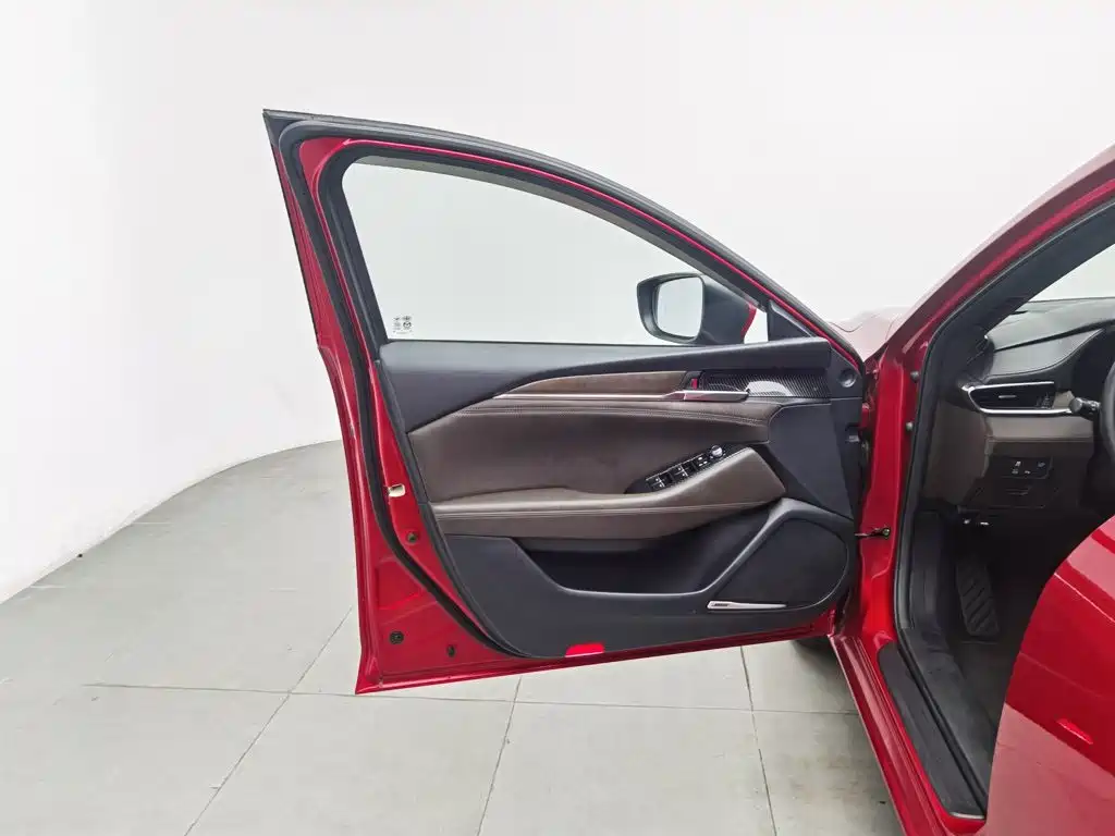 Mazda Atenza, миниатюра 8