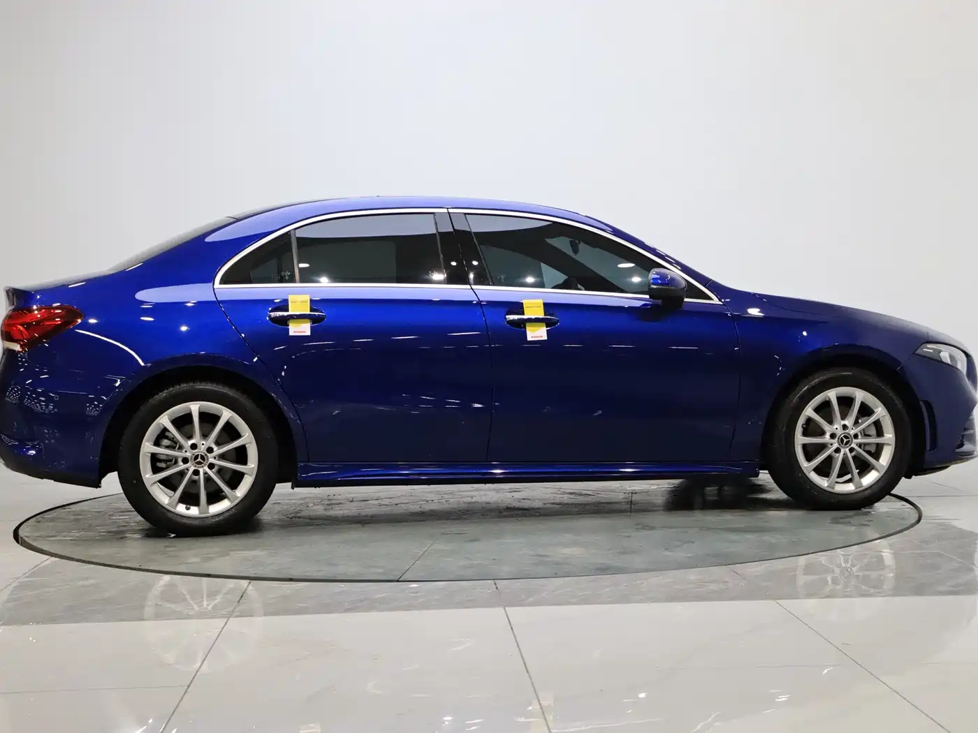 Mercedes-Benz A-Class 2022 Facelift II A 200 L Sport Sedan Fashion фото 2