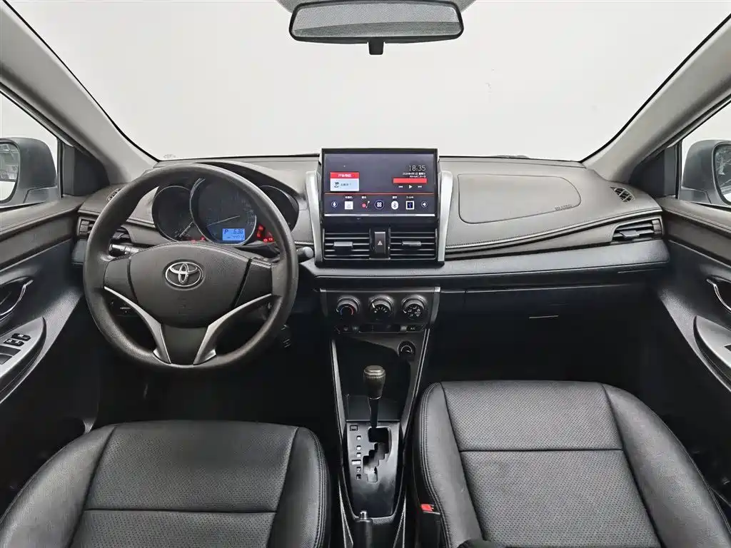 TOYOTA YARIS L ZHIXUAN