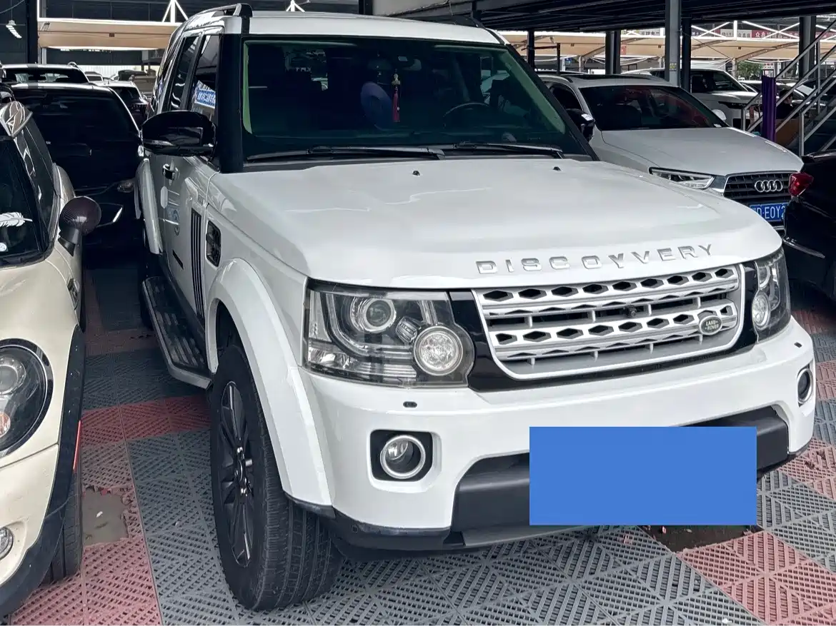 Land Rover Discovery 2015 3.0 SC V6 SE фото 3