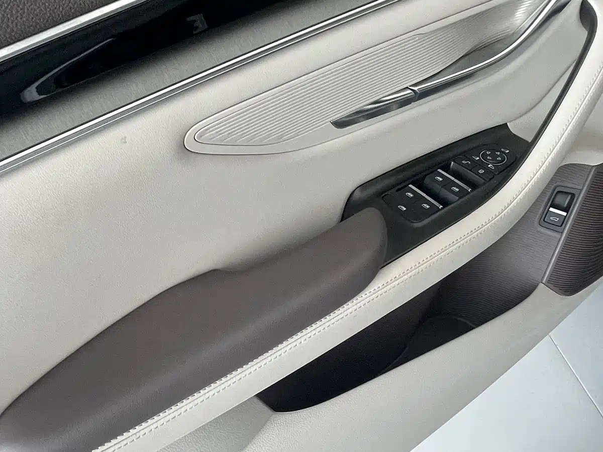 BYD Song PLUS PHEV 2025 DM-i 112KM Premium фото 10