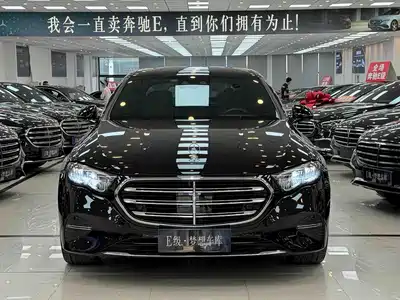 Mercedes-Benz E