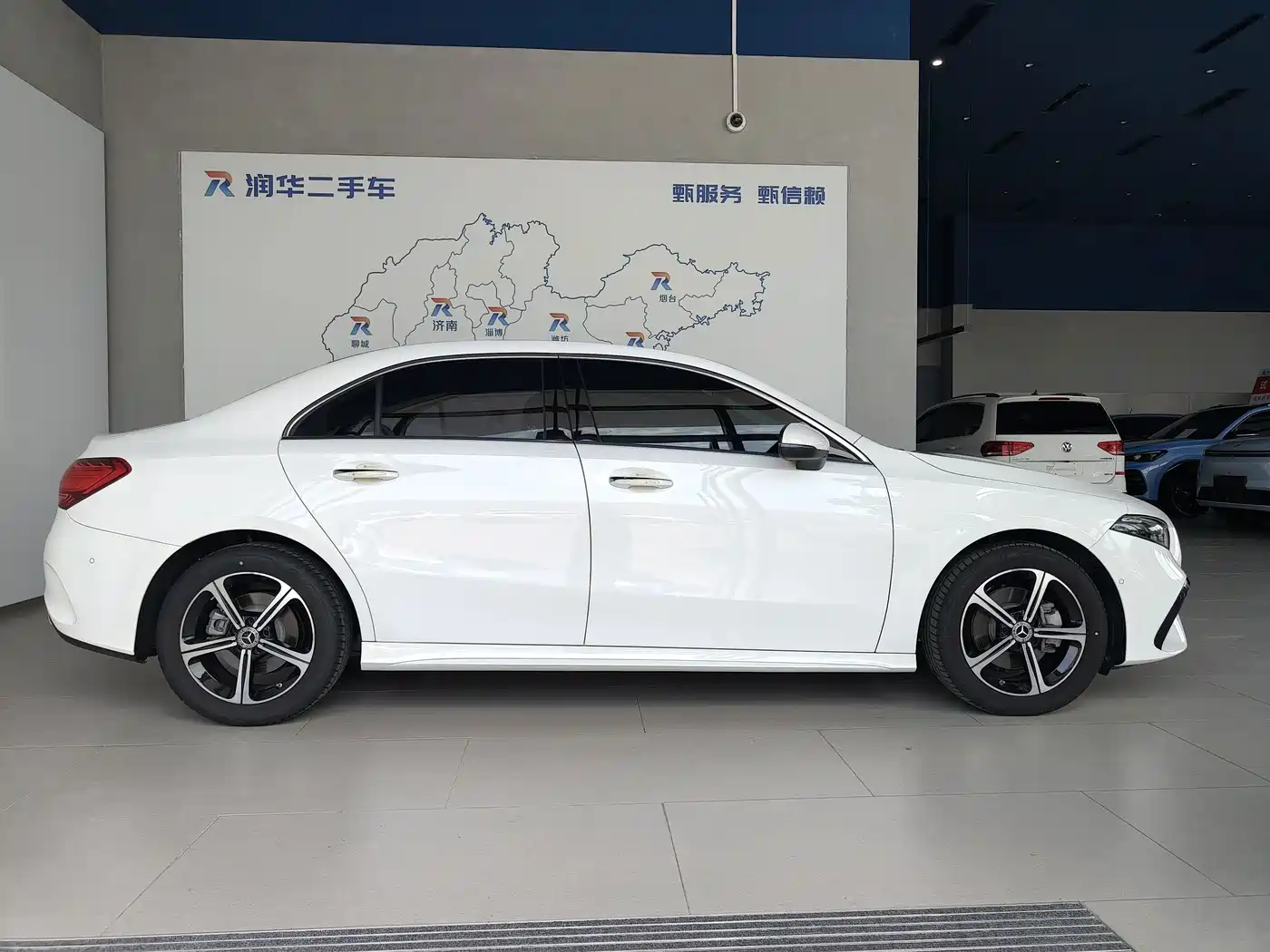 Mercedes-Benz A-Class 2025 2025 A 200 L Fashion Edition