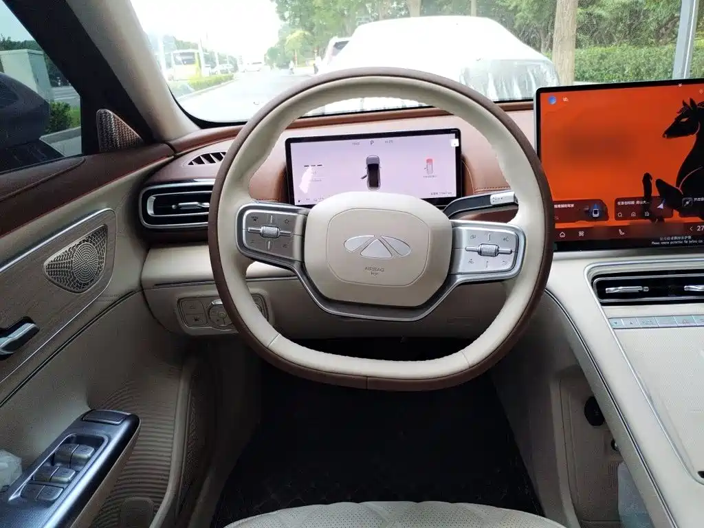 Chery Fengyun Fengyun A9L 2025 2025 Model 260 Extended Range Premium Edition