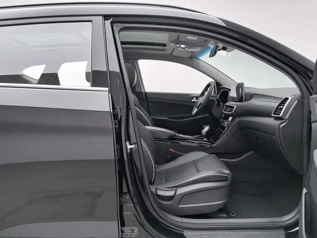 صورة 23 - Hyundai Tucson
