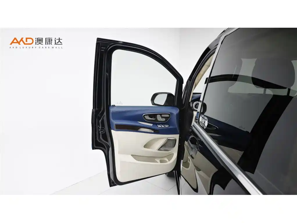 Mercedes-Benz Vito 2021 2.0T Business Edition 7-seater фото 11