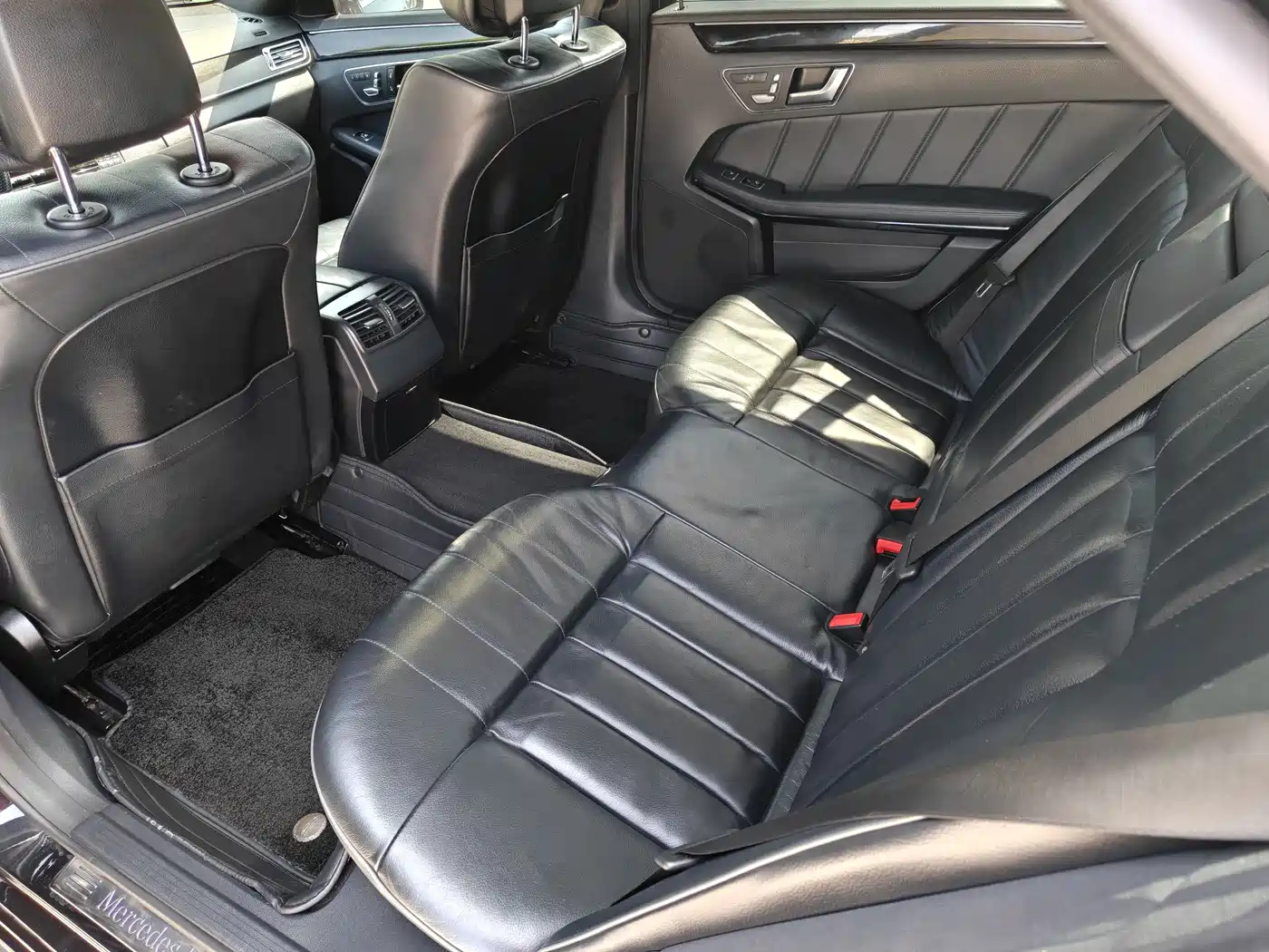 Mercedes-Benz E-Class 2015 E 320 L фото 28