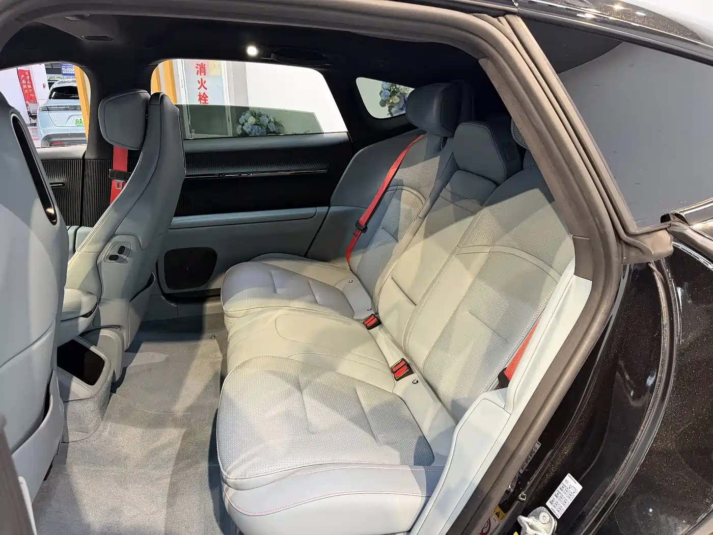 Avatr 12 2024 2023 650 Triple Laser AWD Performance Edition