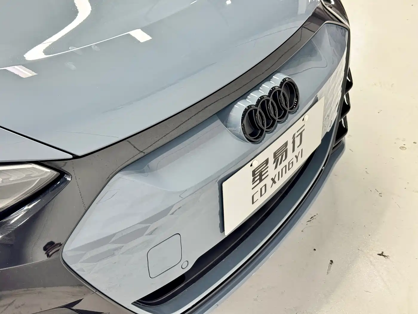 Audi e-tron GT 2024 2023 Base Model