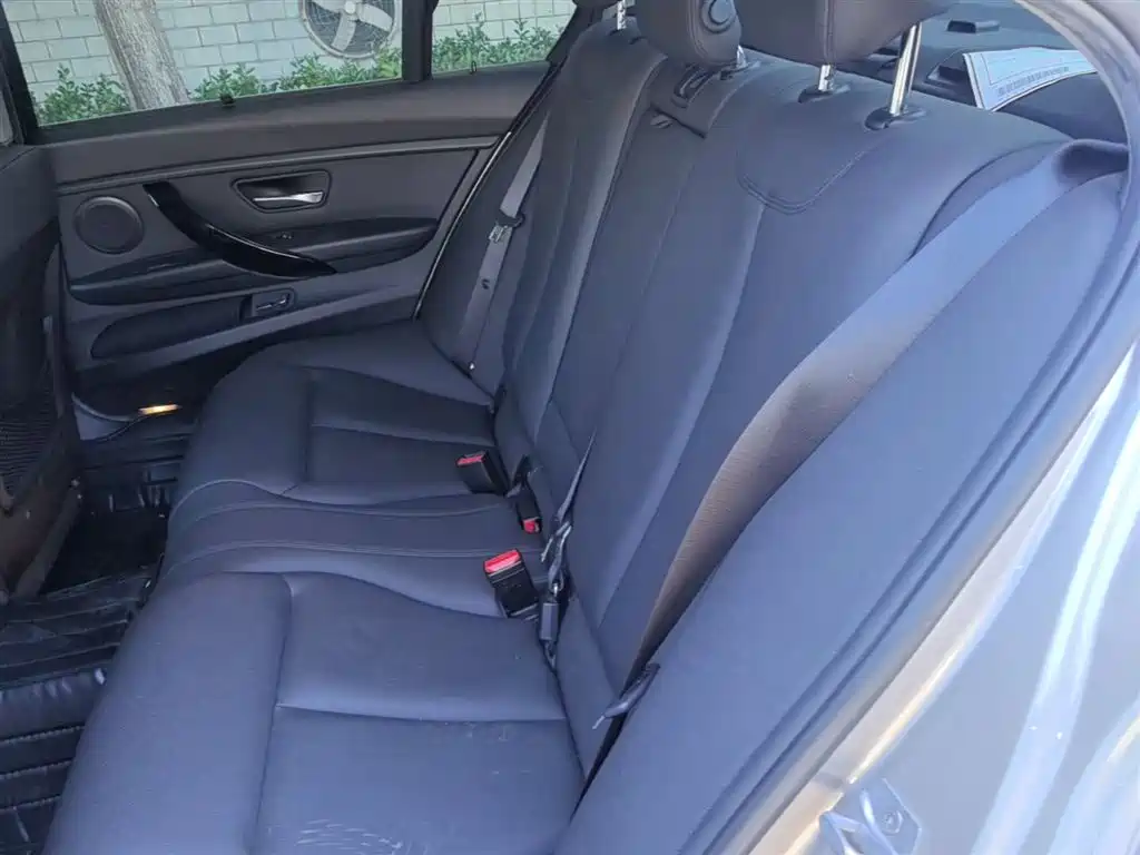 BMW 3 Series 2016 320Li Progressive фото 17