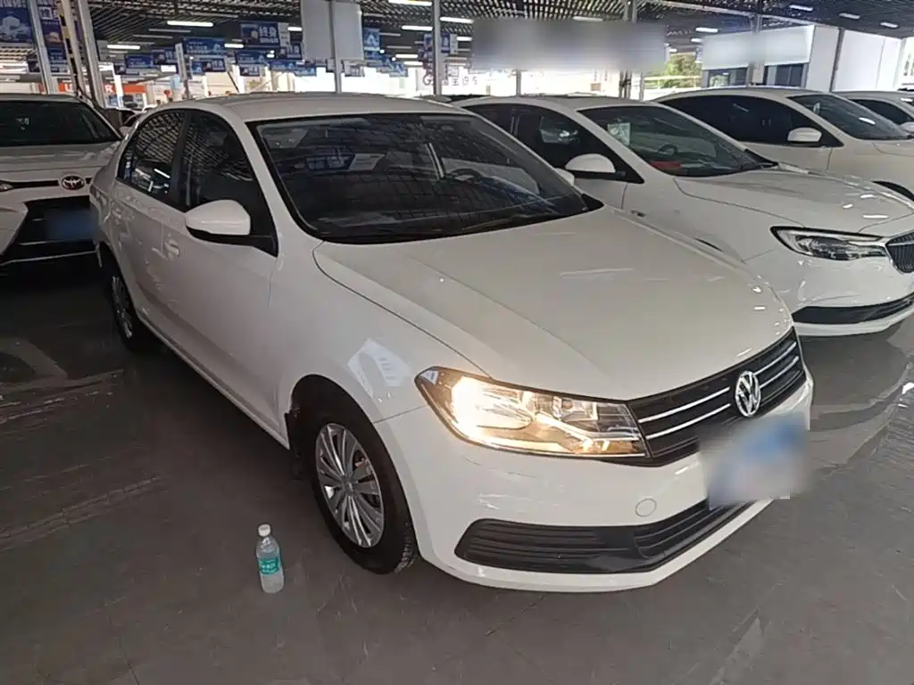 Volkswagen Santana 2016 1.6L Automatic Trend Edition фото 4