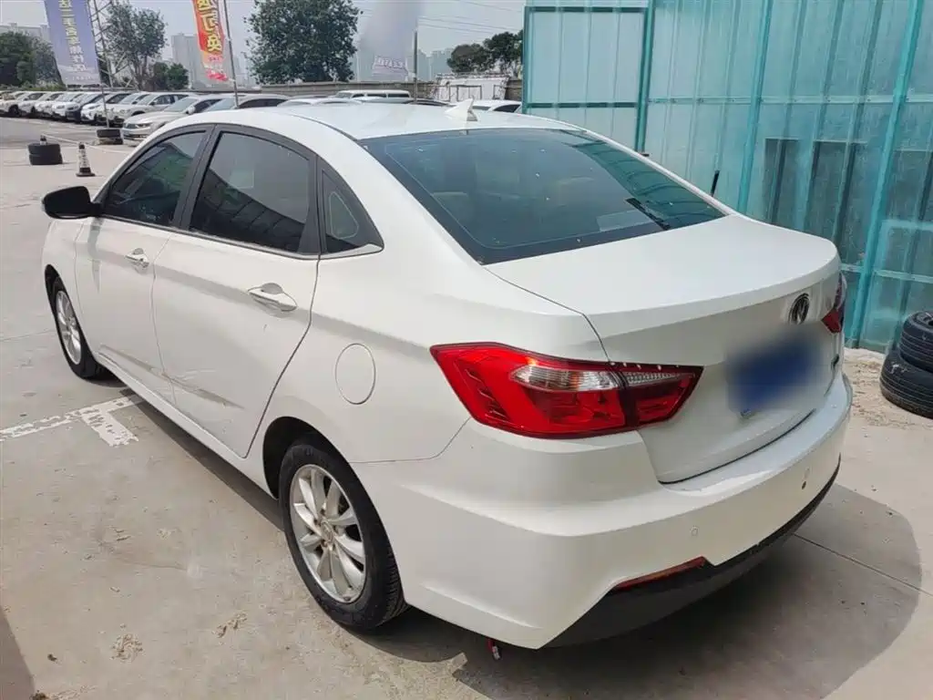 Changan Yuexiang V7 2015 2015 1.6L Manual Lexiang China V