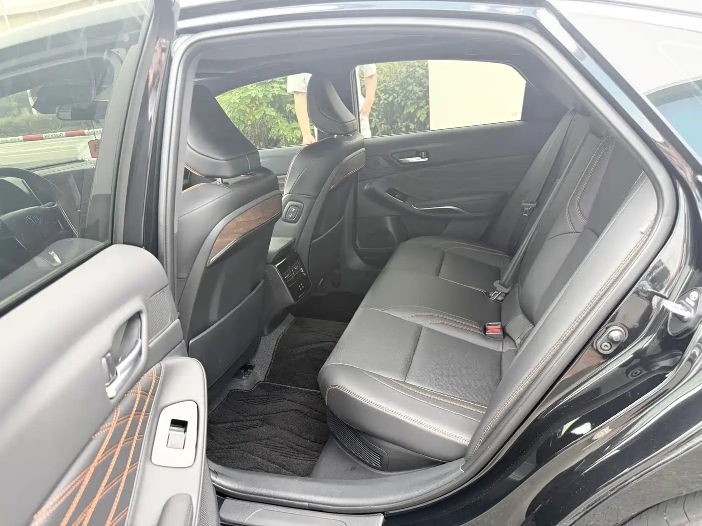 Toyota Avalon 2024 Model Hybrid 2.0L Prestige Edition фото 6