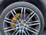 Photo 11 - Porsche Cayenne