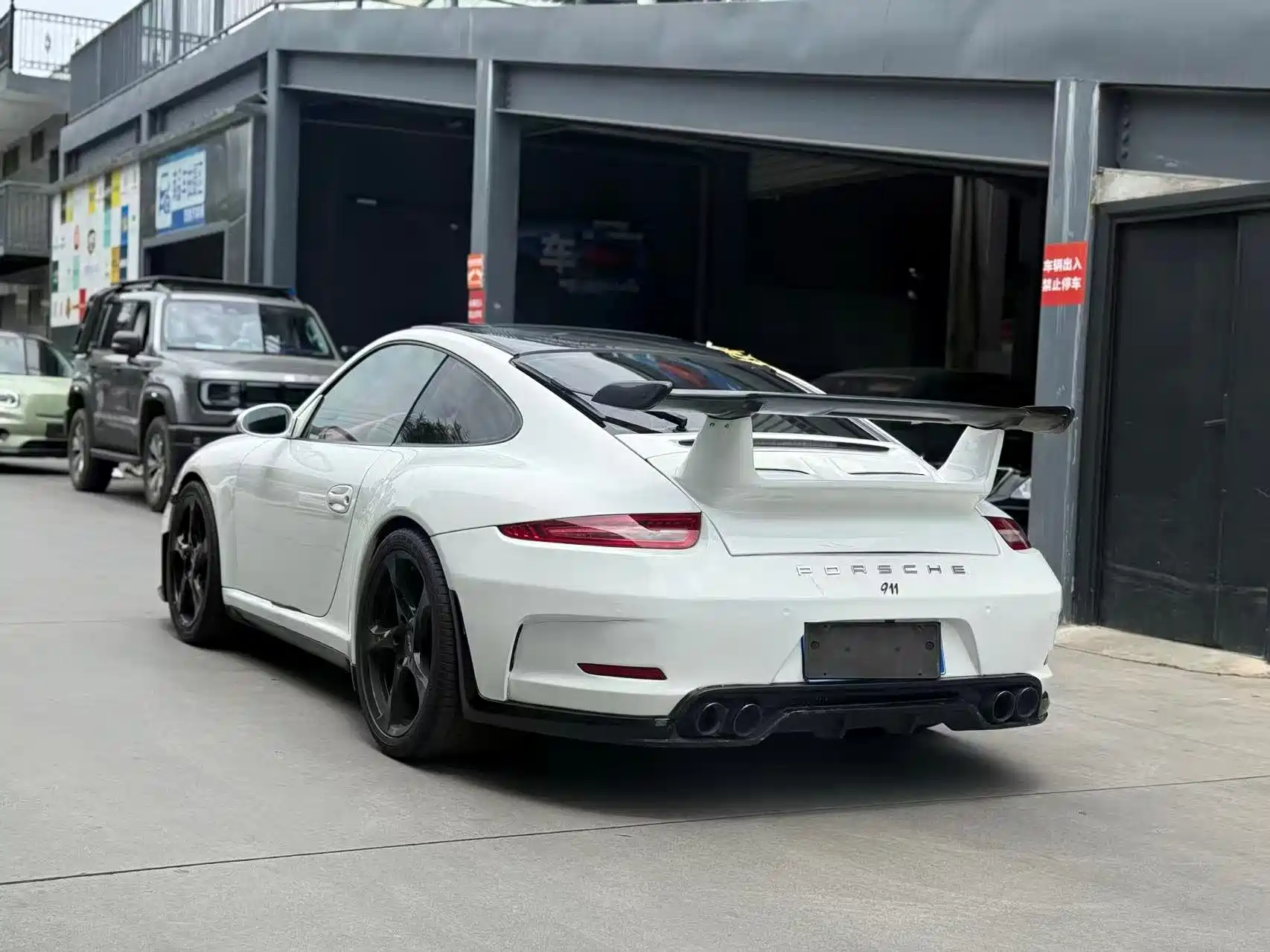 Фото 7 - Porsche 911