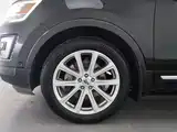 Photo 17 - Ford Explorer (Import)
