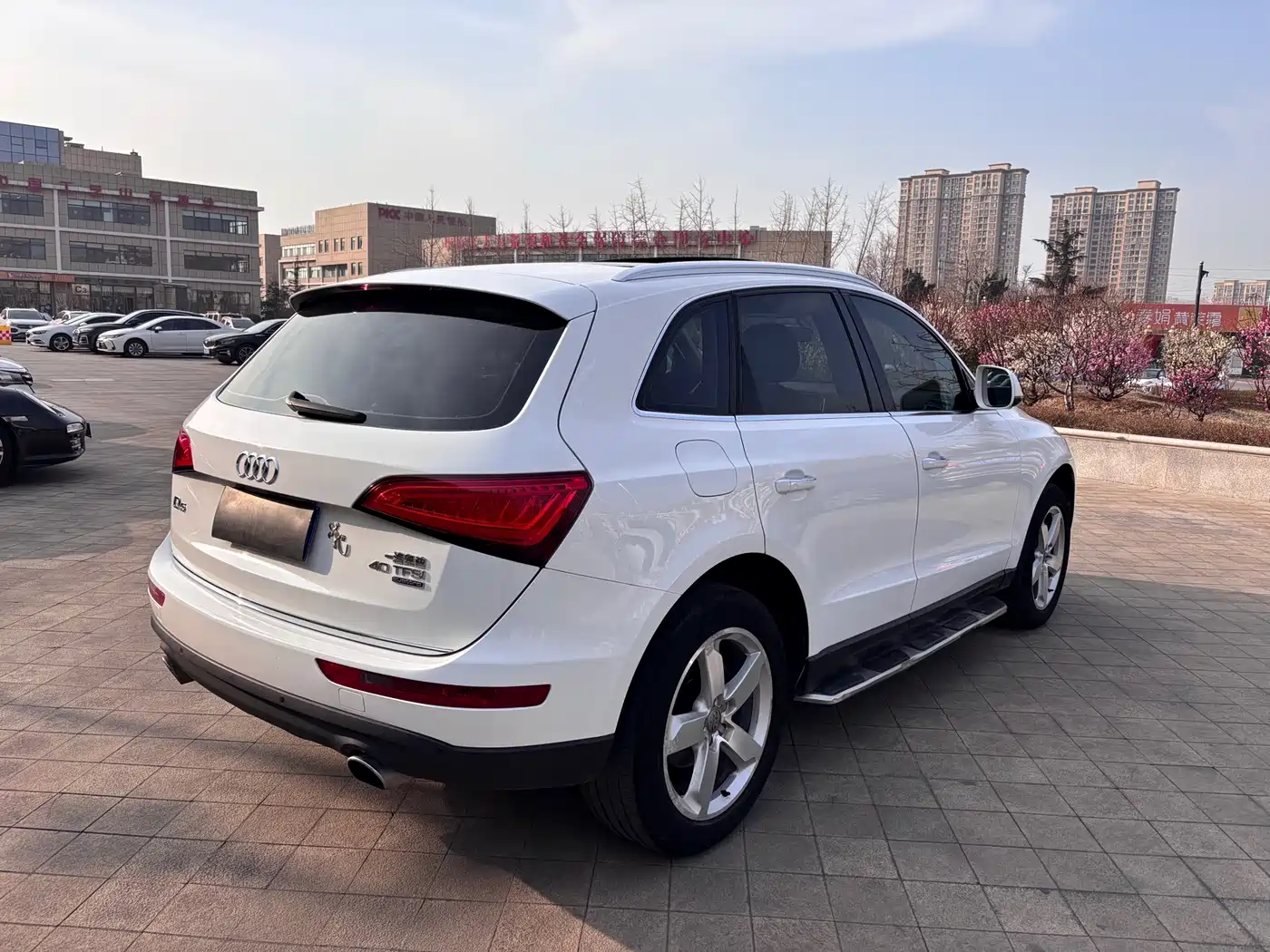 AUDI Q5