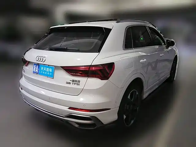 Audi Q3 2022 35 TFSI Fashion Dynamic — фото 2