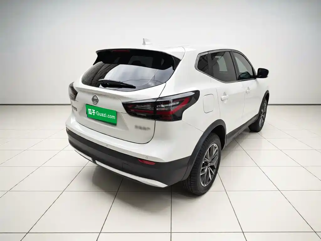 Nissan Qashqai 2025 2025 Facelift Honor 2.0L CVT XV Sincere Edition