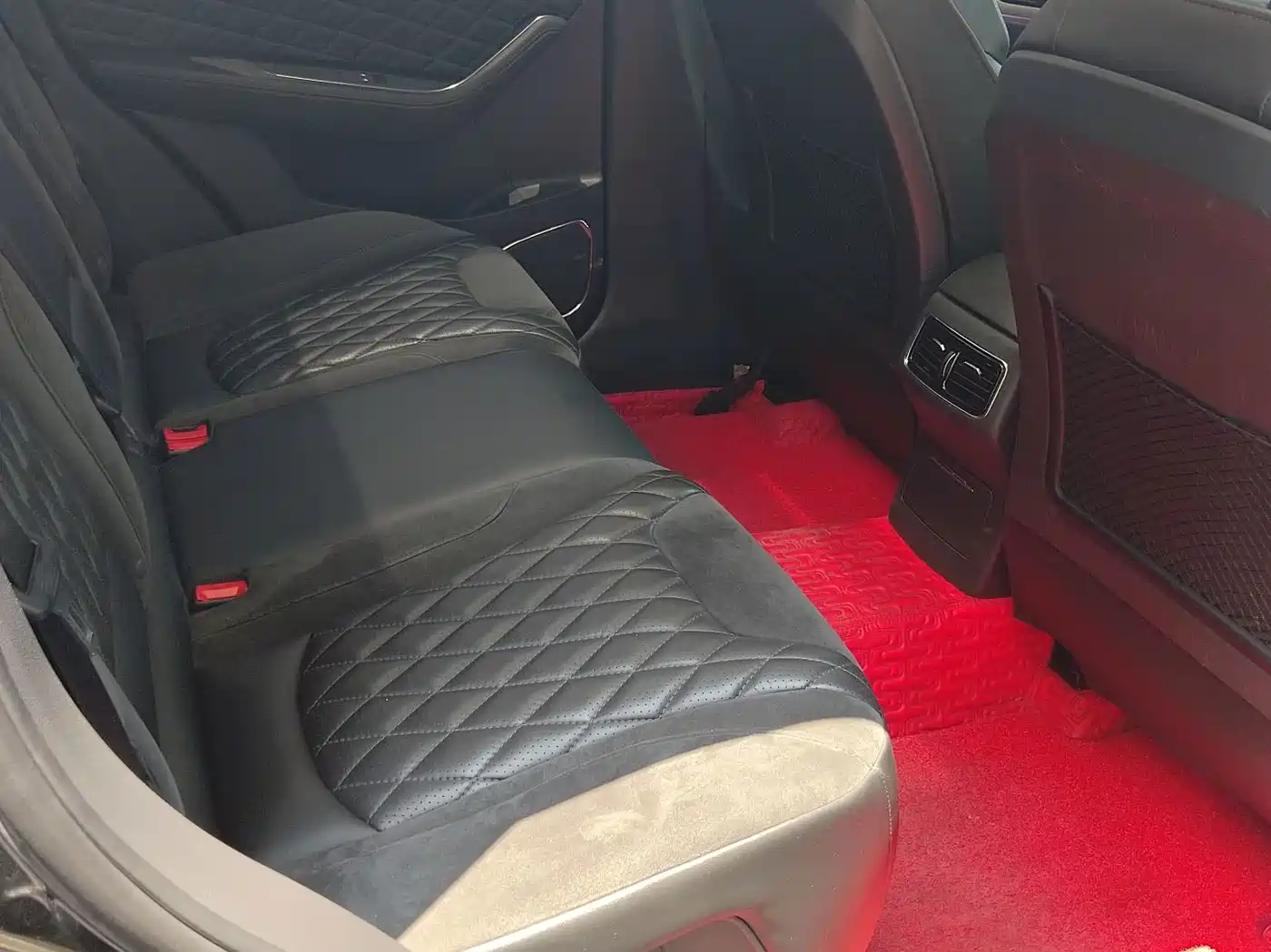 Hongqi HS5 2019 2019 2.0T Smart Connect Enjoy 4WD Edition