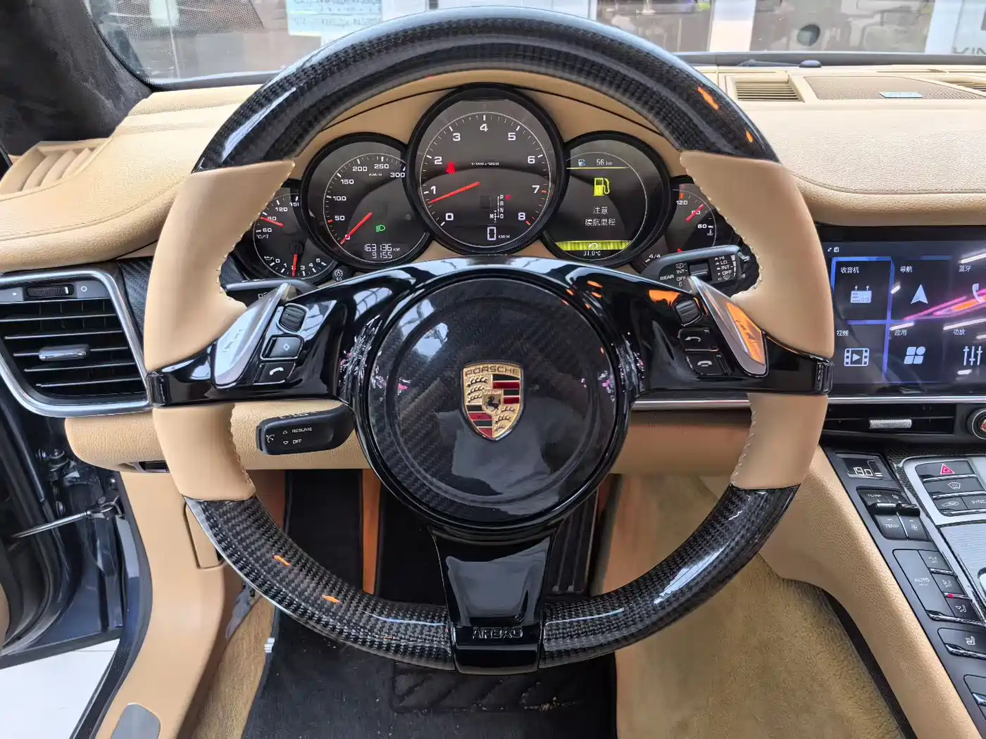 Photo 5 - Porsche Panamera
