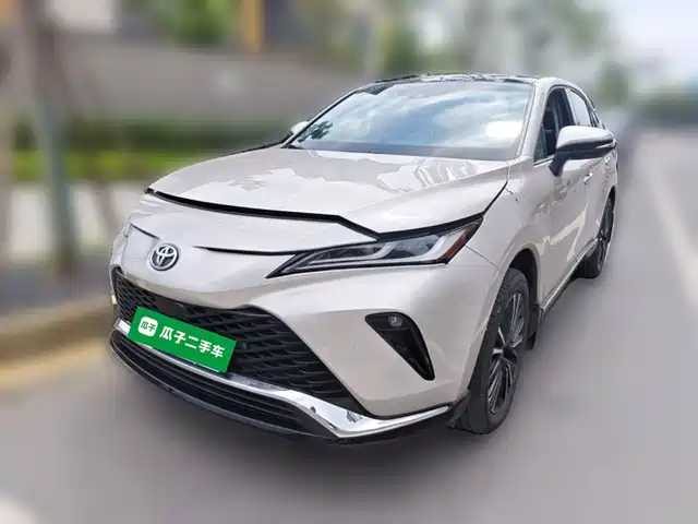 Toyota Venza 2.0L CVT, моноприводный, Премиум