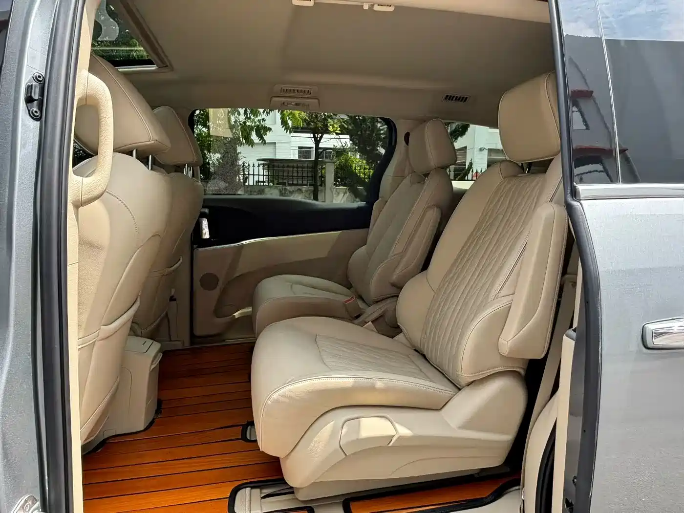 Buick GL8 2023 Land Business Class 652T Luxury фото 7