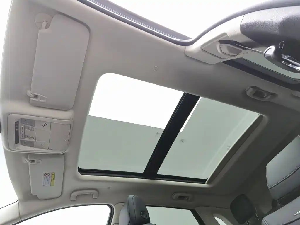 Cadillac XT5 2016 2016 28T AWD Luxury Model