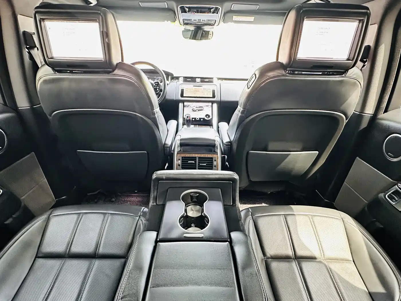 Land Rover Range Rover Sport PHEV 2018 Model P400e фото 13