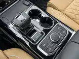 Фото 19 - Hongqi HS7