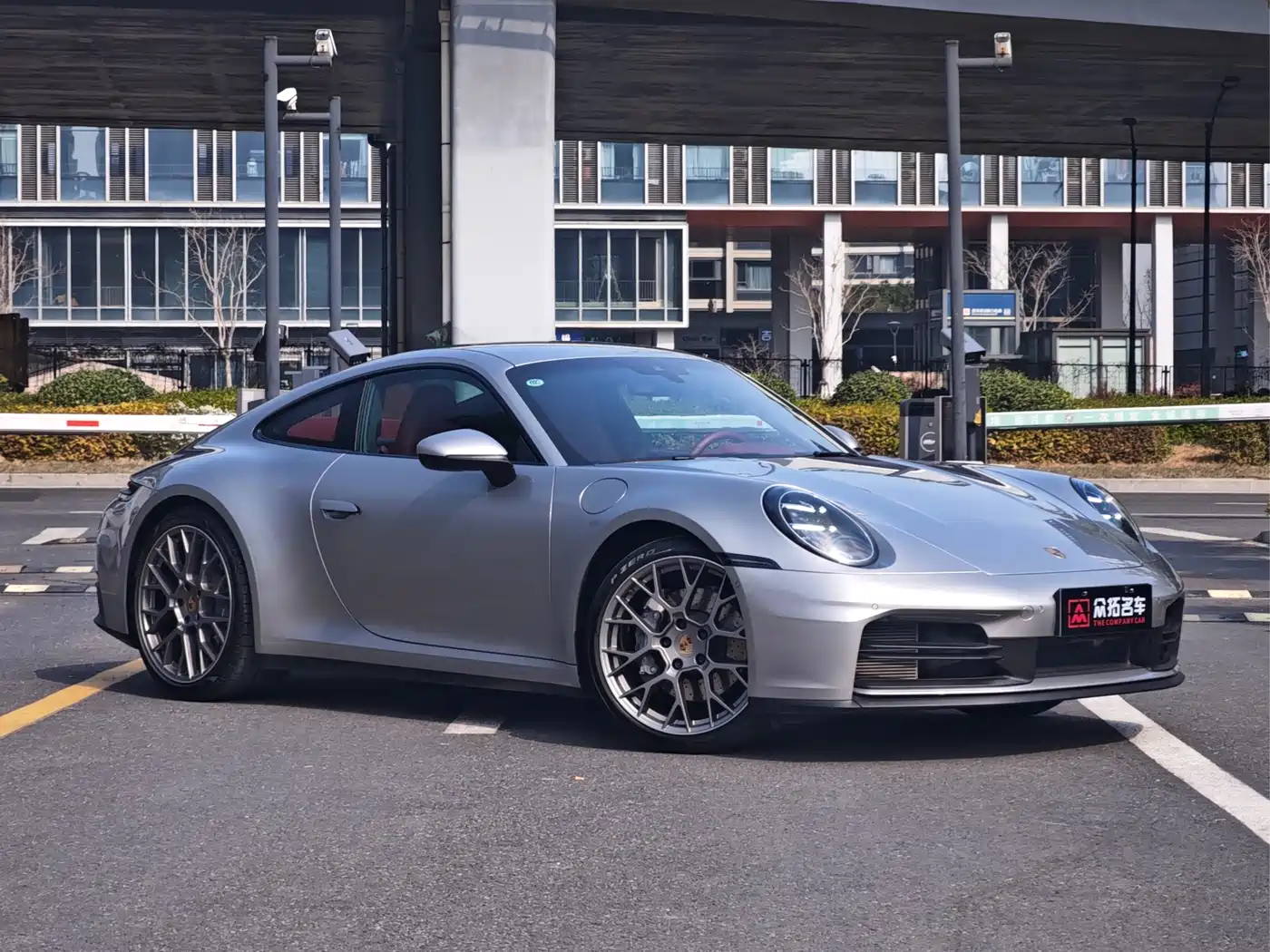 Porsche 911 2025 Carrera 3.0T фото 3