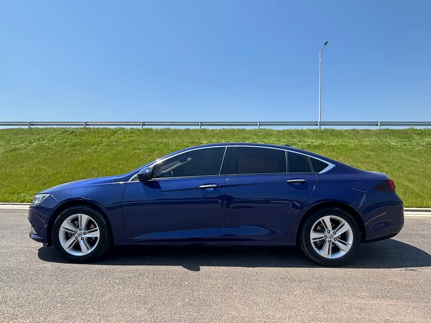 Buick Regal 2017 20T Elite Type фото 8