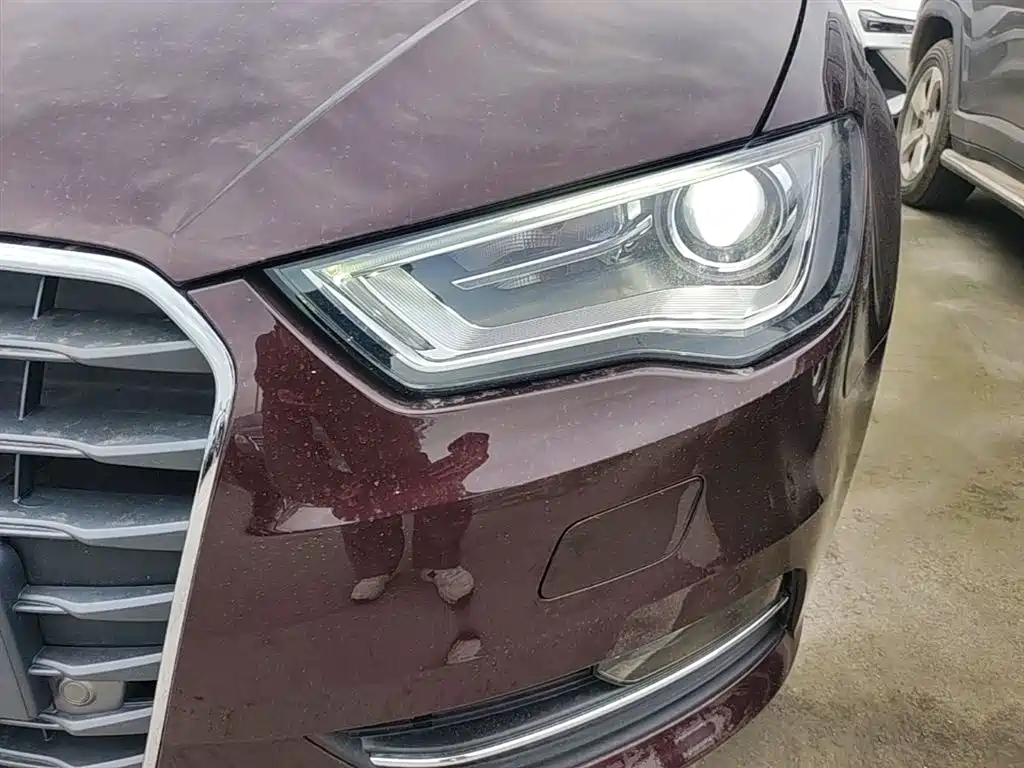 Audi A3 2014 Sportback 35 TFSI Automatic Comfort фото 24