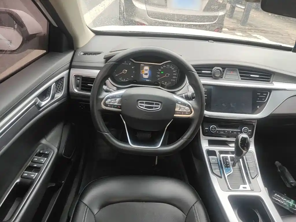 Photo 15 - Geely Emgrand GL
