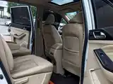 Photo 10 - Baojun 730