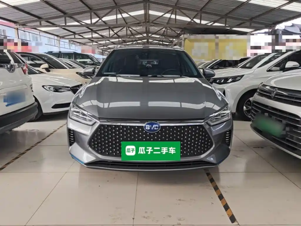 Фото 3 - BYD e2