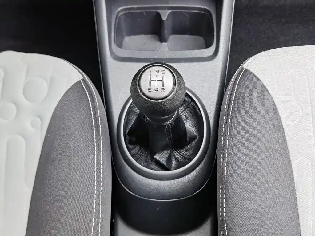 Suzuki Alto 2013 2013 1.0L Manual Deluxe