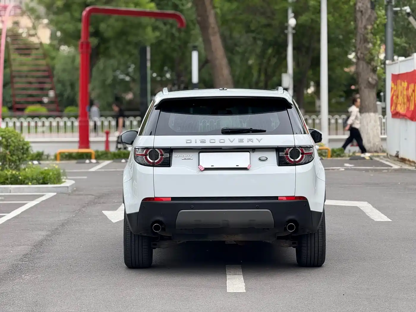 Land Rover Discovery Sport 2016 2.0T SE фото 16