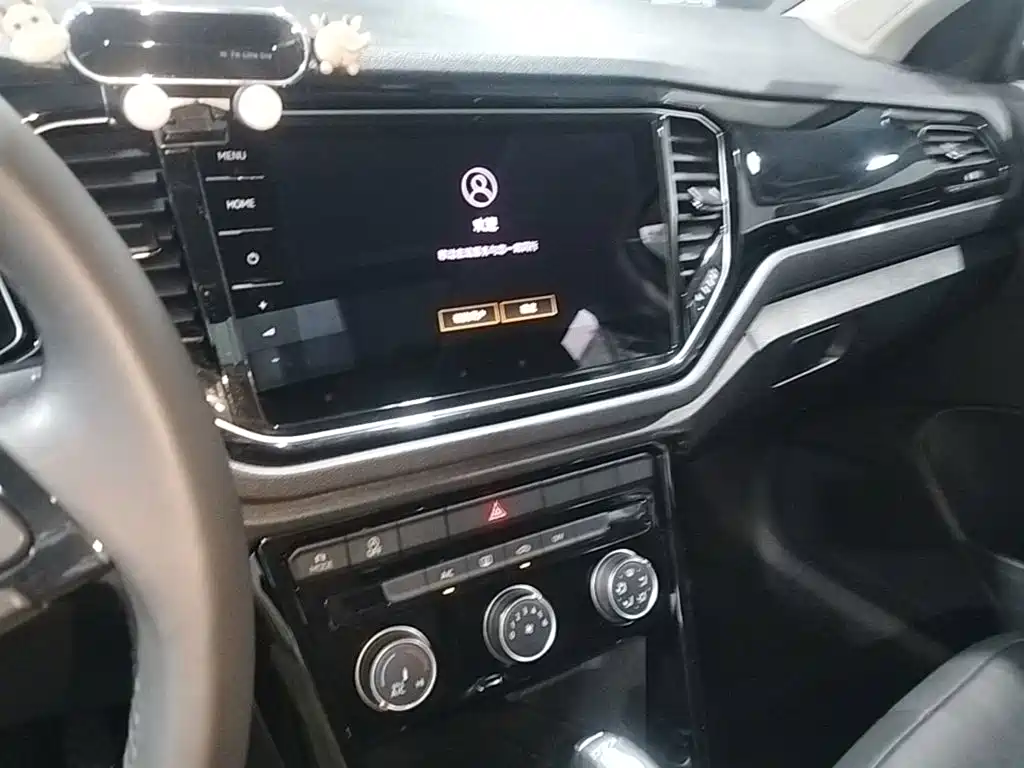 Volkswagen T-Roc, миниатюра 13