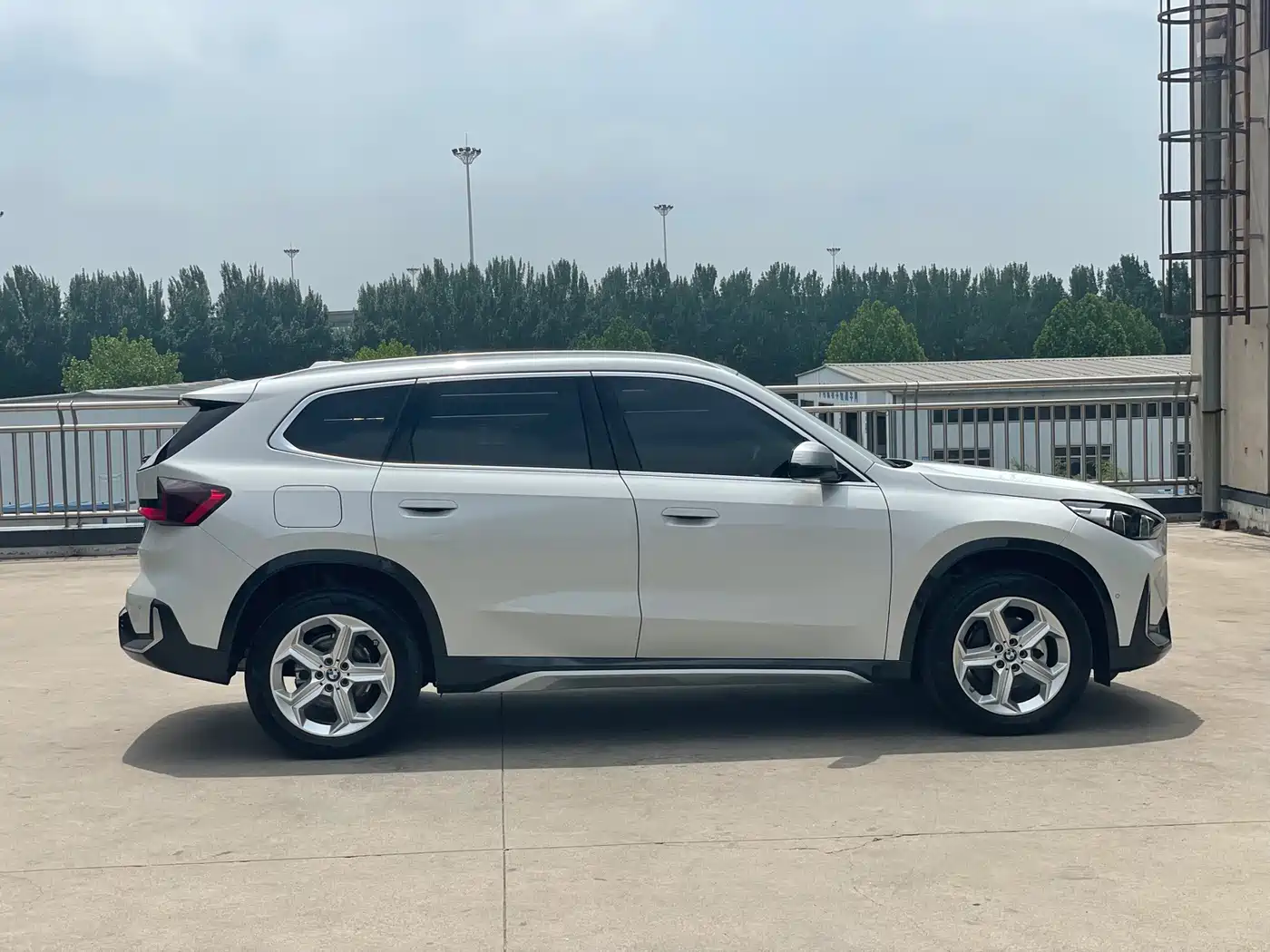 BMW X1 2023 sDrive20Li X Design Package фото 7