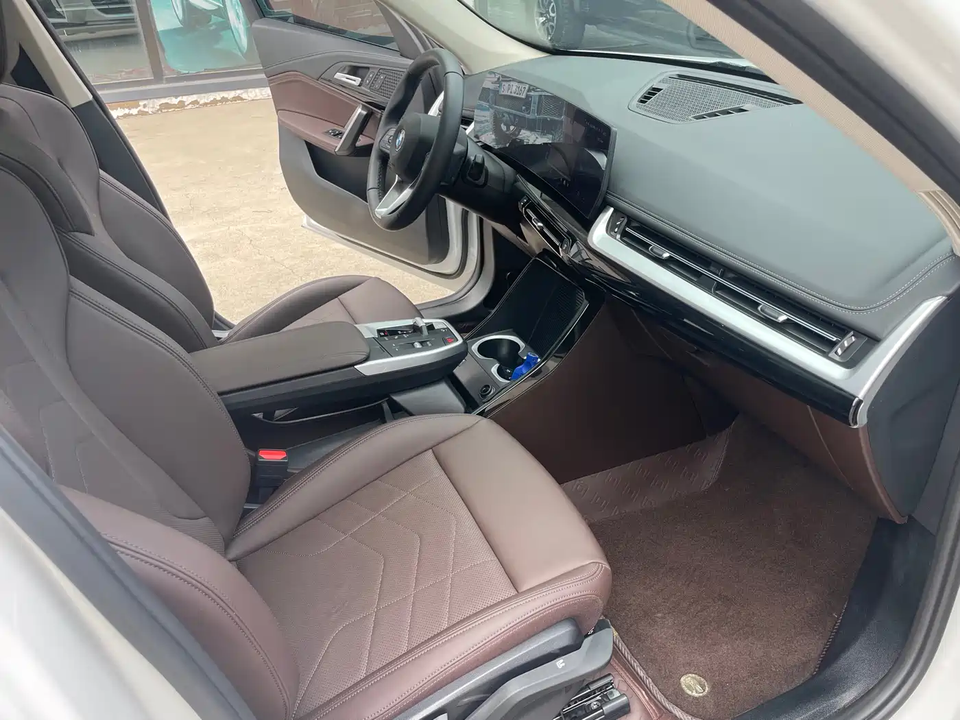 BMW X1 2023 sDrive20Li X Design Package фото 12