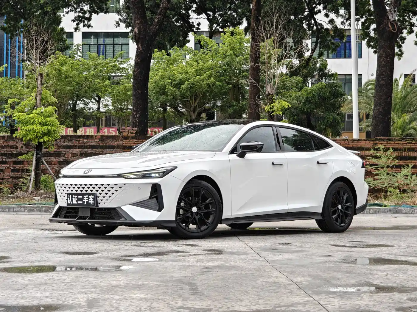 Changan UNI-V 2024 1.5T Deluxe