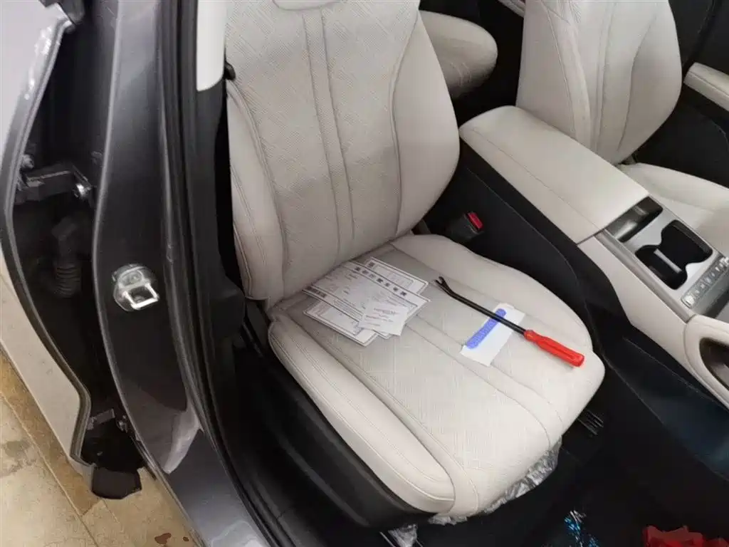 BYD Yuan UP 2025 Smart Drive Edition 401KM Vitality Version фото 25